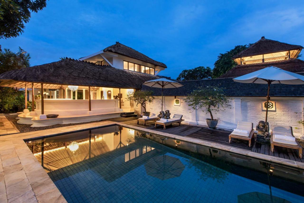 Villa Wantilan Putih Sanur  Exterior photo